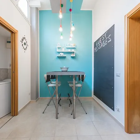 Design Centre Casatuabari 바리